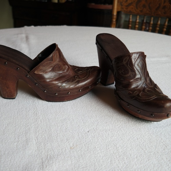 Western Style Clog/Mule - Picture 4 of 8